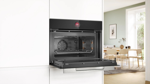 Встраиваемый компактный духовой шкаф с свч BOSCH CMG7241B1