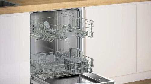 Посудомоечная машина BOSCH SMV25AX06E