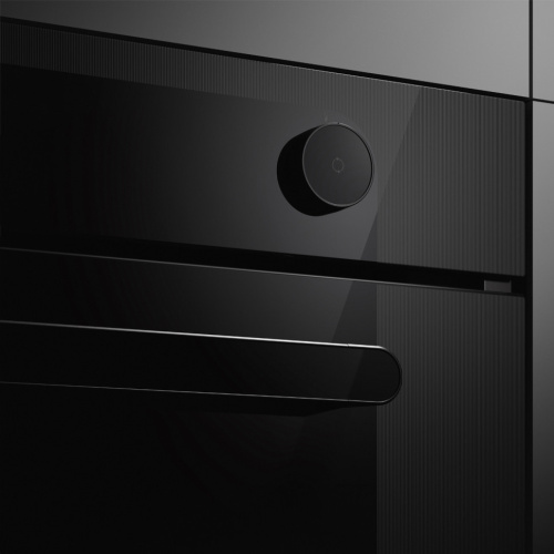 Духовой шкаф SMEG SFP6201TB